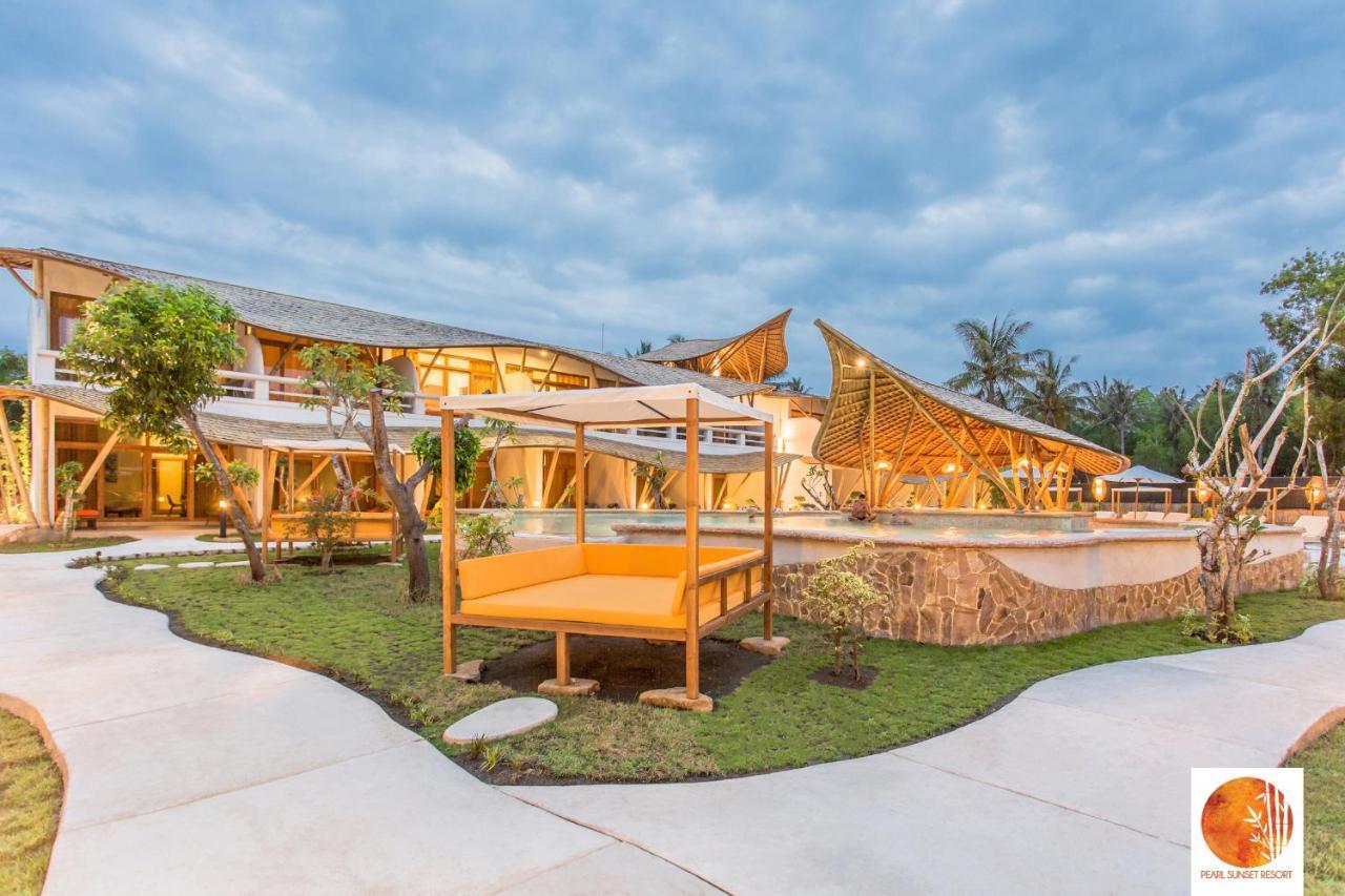 Pearl Sunset Resort Gili Trawangan Exterior photo