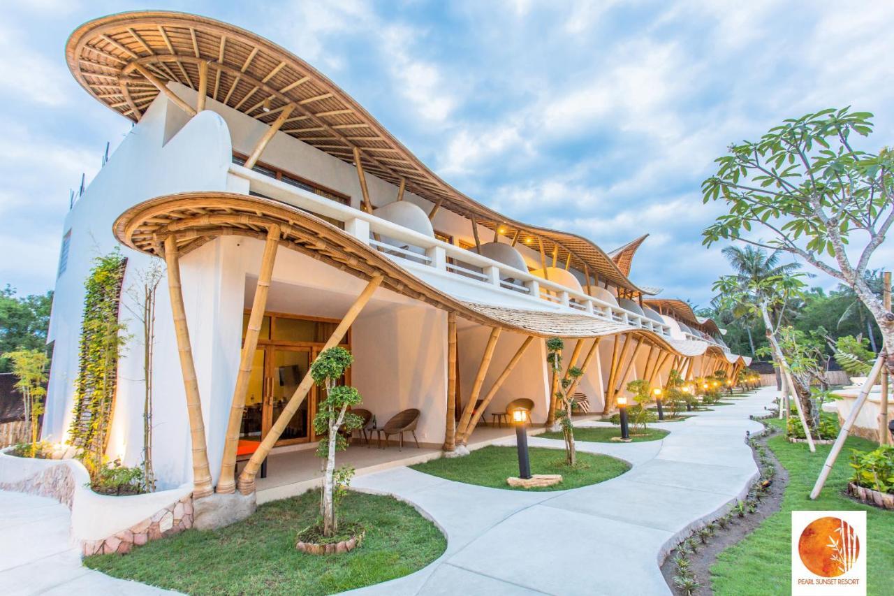 Pearl Sunset Resort Gili Trawangan Exterior photo